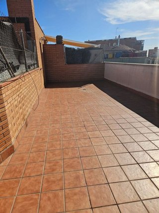 Piso en venta en Fondo en Santa Coloma de Gramanet