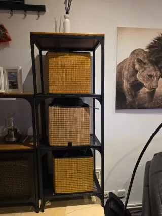 Estantería Metálica con Cestas Mimbre