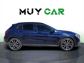Mercedes-Benz GLA 180 90 kW (122 CV)