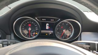 Mercedes-Benz GLA 180 90 kW (122 CV)