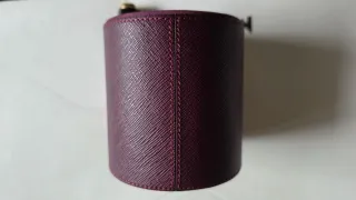 Supporto per penne Montblanc in pelle, 320€