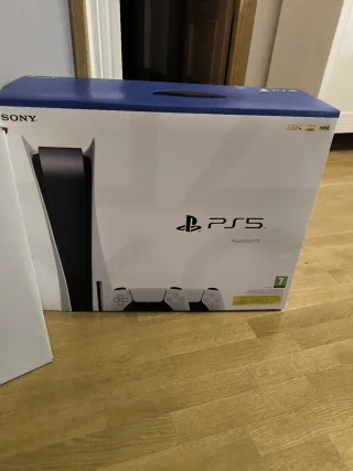 Caja Playstation 5 (PS5)