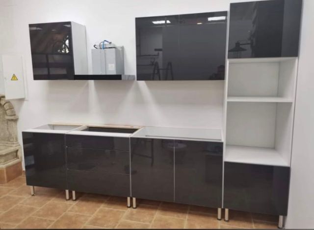 Cocina Completa con Encimera