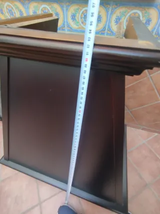 Campana de cocina de madera oscura