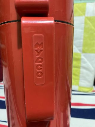 Set 2 Termos Vintage Años 80 Rojo y Blanco