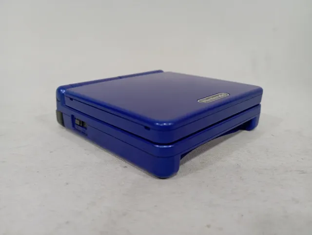 Nintendo Game Boy Advance SP