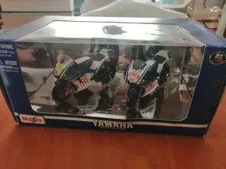 Motos a escala 1:18