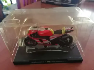 Motos a escala 1:18