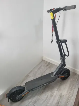 Patinete Xiaomi 4 Ultra Seminuevo, muy poco uso