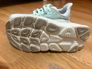 Hoka Clifton 10 Talla 38 solo 7km de uso