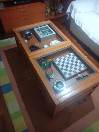 Mueble de salón madera y cristal