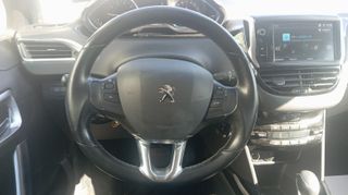 Peugeot 2008 PureTech 110 Allure EAT6 81 kW (110 CV)