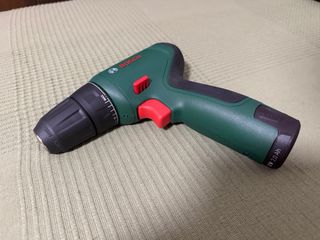 Bosch EasyDrill 120 Taladro Atornillador Batería