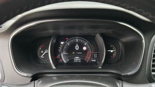 Renault Megane Limited + Blue dCi 85 kW (115 CV)