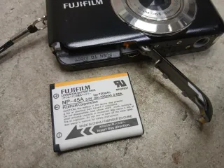 Macchina Fotografica Fujifilm JV150 Nera