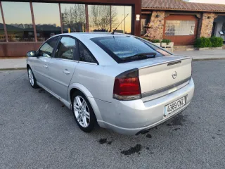 Opel Vectra 2004