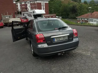 Toyota Avensis 2005
