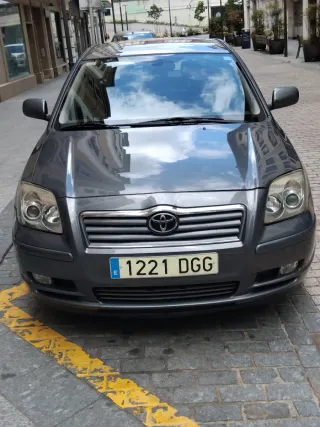 Toyota Avensis 2005
