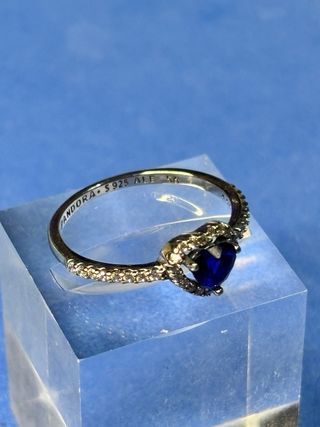 Anillo pandora 56 Corazón Zafiro y Diamantes