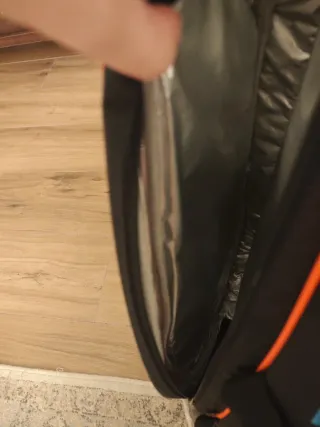 Paletero Bullpadel Avantline Negro/Naranja