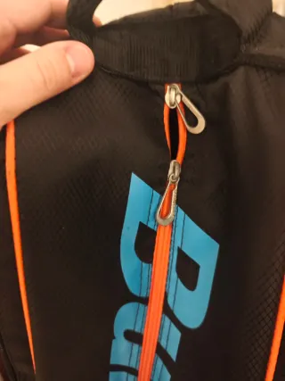 Paletero Bullpadel Avantline Negro/Naranja