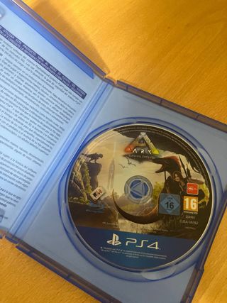 ARK Survival Evolved PS4