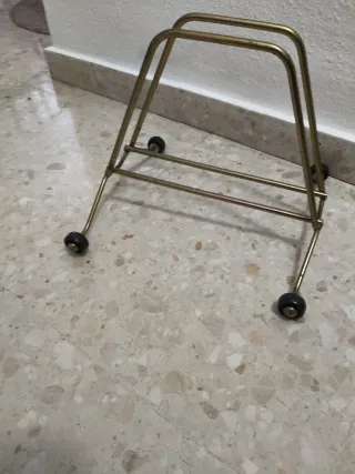 Soporte para bicicleta con ruedas.