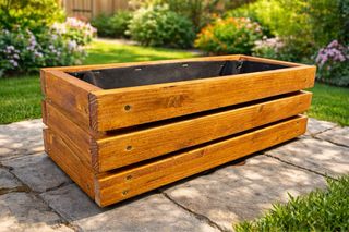 Jardinera de madera de pino