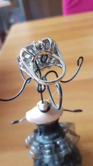 Anello fiore con strass