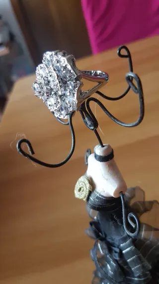 Anello fiore con strass