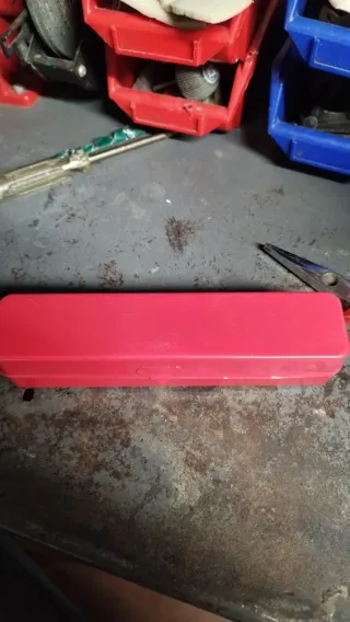 Cacciavite a percussione con punte