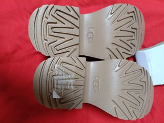 Botines UGG Classic Ultra Mini New Heights T36