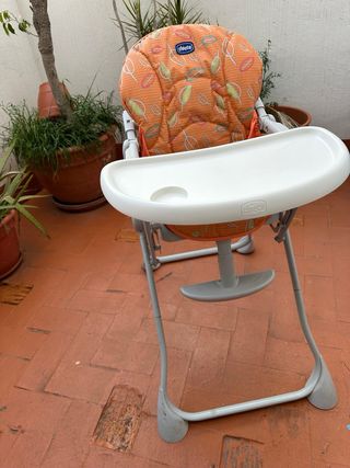 Trona Chicco naranja hojas