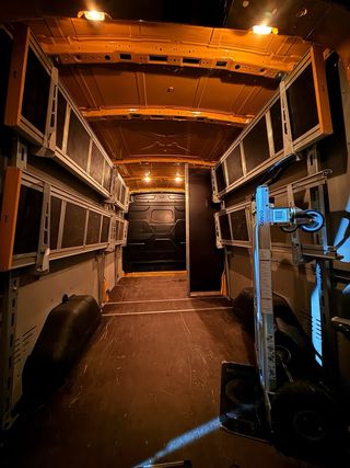 furgoneta ford transit 2022 con 80.000 km