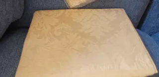 Mantelería 4 servicios beige