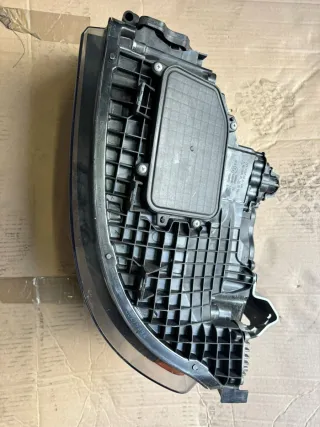 Faro Izquierdo Scania