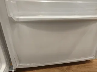 Frigorífico BECKEN A+ con congelador