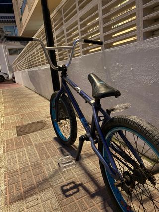 Bicicleta BMX Azul red line size