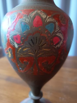 Jarrón de latón decorado 30 cm