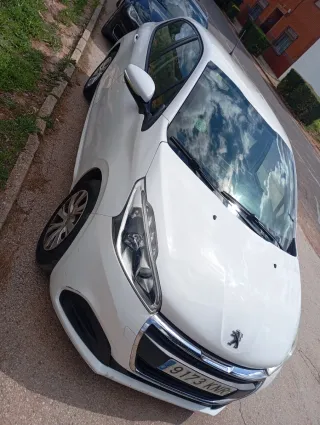 Peugeot 208 2018