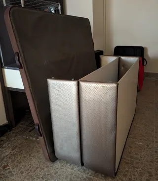 Canapé cama matrimonio beige y marrón