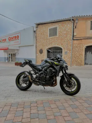 Kawasaki Z900 2024 Full