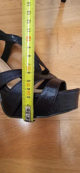 Sandalias de tacón azul plateado