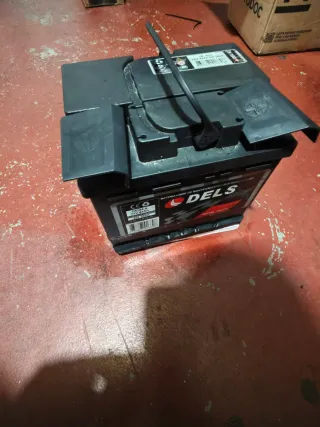 Batería Coche Dels DE-44 44Ah 360A