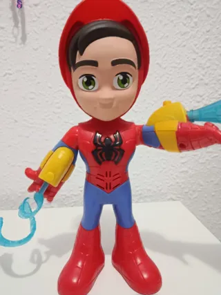 Figura Spiderman con lanzador