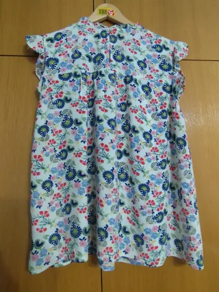 Blusa de verano floral