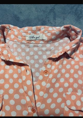Blusa fluida lunares rosa  y blanco