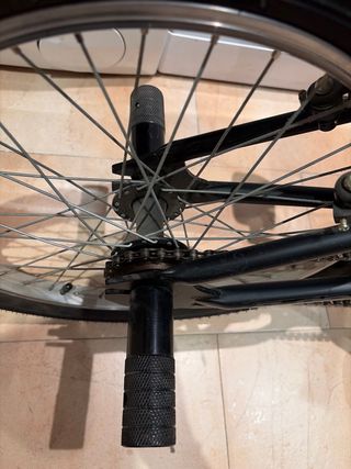 Bicicleta BMX B-PRO Negra