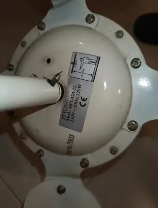 2 Ventiladores de Techo Blancos