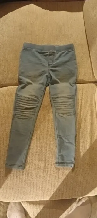 Lote 4 vaqueros y leggings 6-7 años